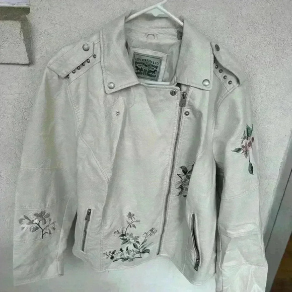 Levi's Women's White Floral Embroidered Jacket - Picture 4 of 15